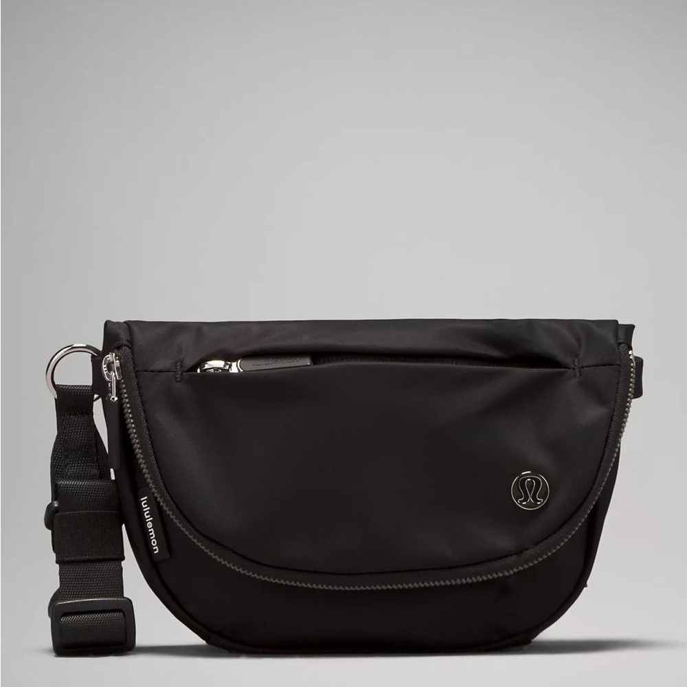 lululemon athletica Black Crossbody Bag (ALL NIGHT FESTIVAL BAG)